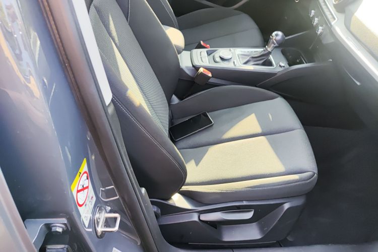 奥迪Q2L 2020款 35 TFSI 进取动感型局部细节41