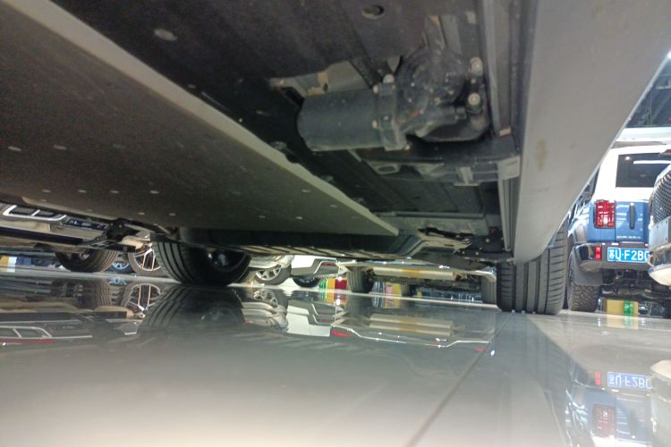 理想汽车 理想L8 2025款 Max 智能焕新版局部细节9002