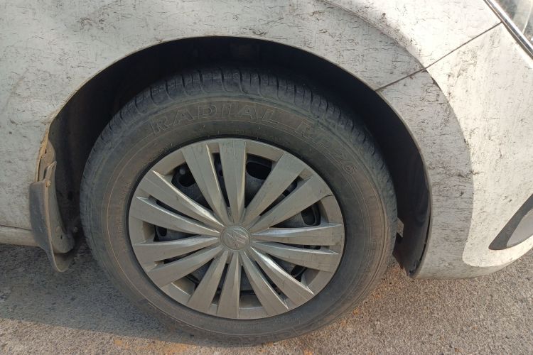 大众 桑塔纳 2016款 1.4L 手动风尚版车身外观6007