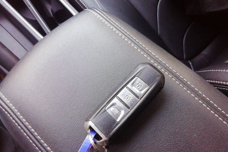 宝骏530 2021款 全球车周年纪念版 1.5T CVT豪华型 5座中控内饰11