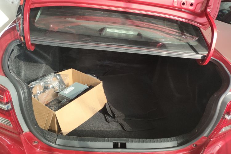 丰田 威驰 2019款 1.5L CVT创行版机舱底盘23