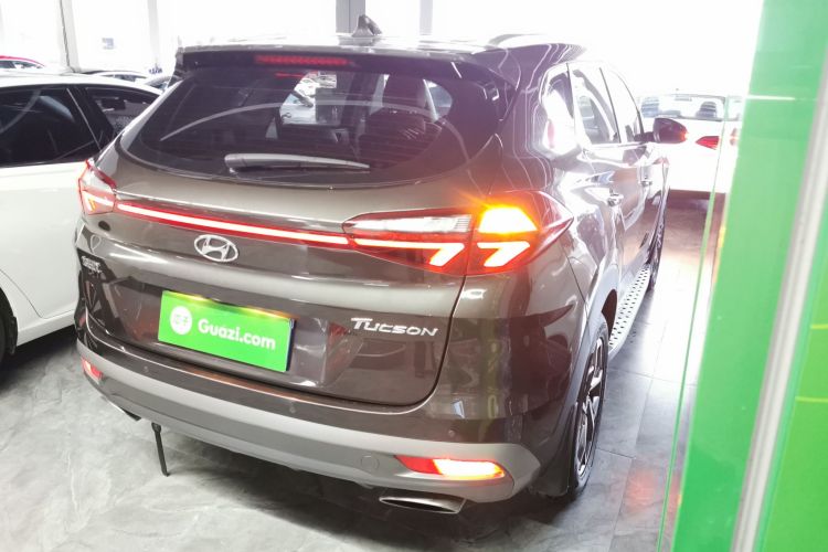 现代 途胜 2019款 280TGDi 双离合两驱智联版 国V车身外观7