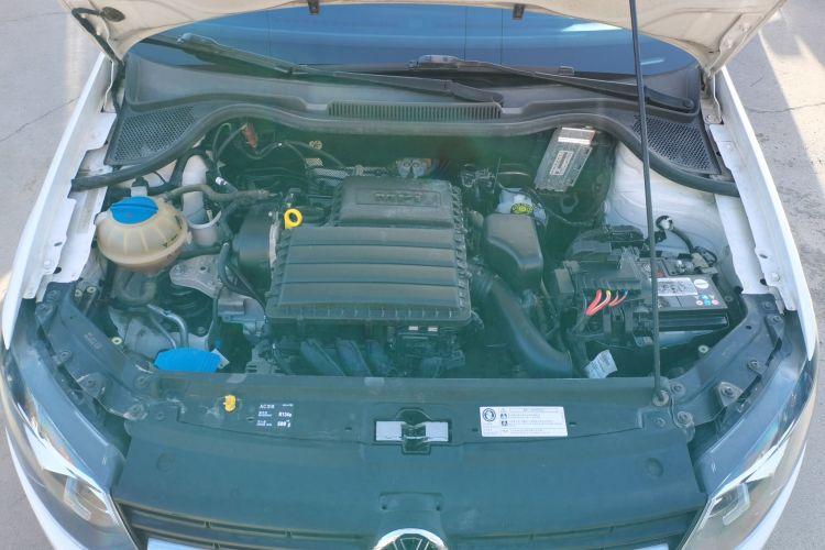 大众 Polo 2018款 1.5L 自动安驾型机舱底盘24