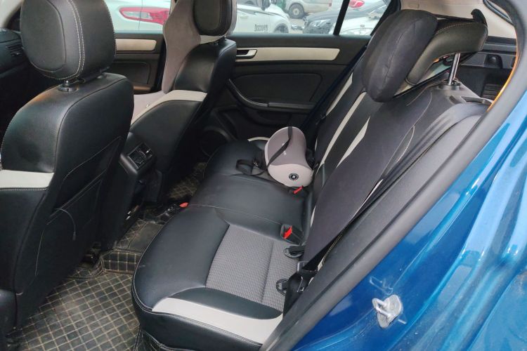 2019款 观致5S 1.6TGDI 尊贵型中控内饰21