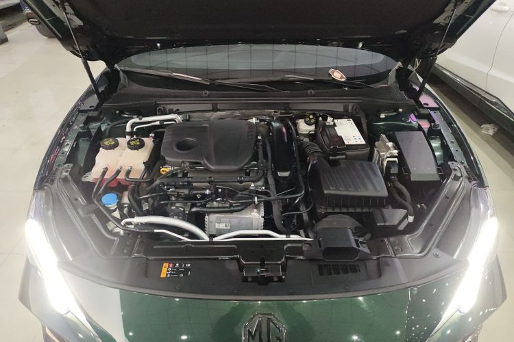 名爵 MG7 2023款 1.5T DCT至美优雅版机舱底盘24