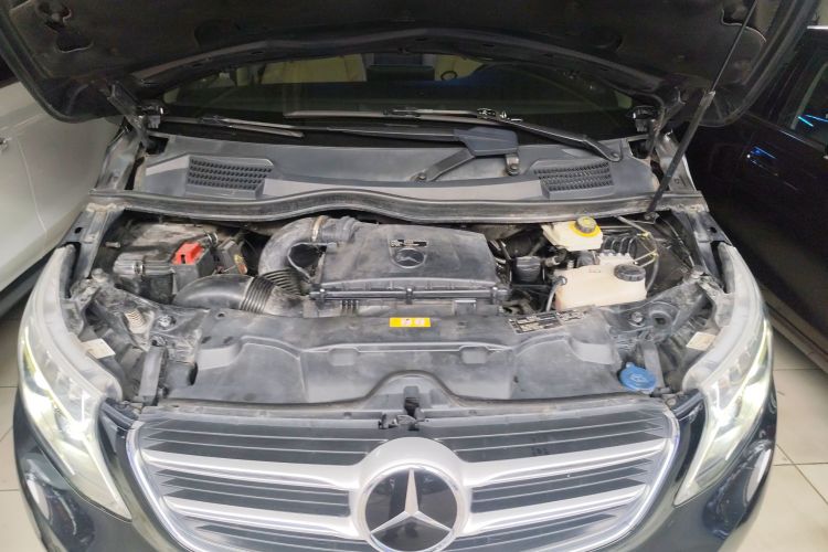 奔驰V级 2018款 V 260 L 尊贵加长版 国VI局部细节24