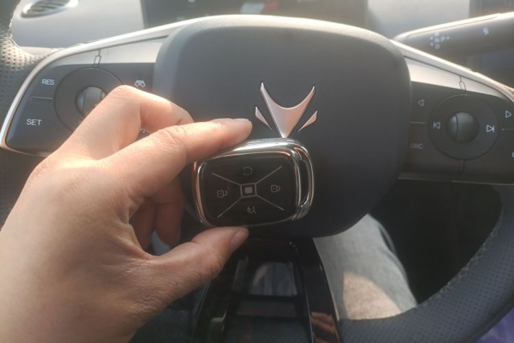 ARCFOX极狐 极狐T1 2025款 425 PRO中控内饰7001