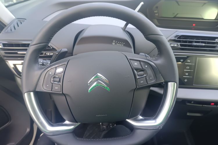 雪铁龙 C4 PICASSO 2015款 1.6T 时尚型 5座局部细节13