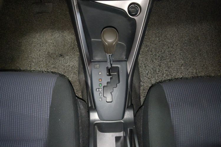 丰田 YARiS L 致炫 2014款 1.3E 自动魅动版中控内饰18