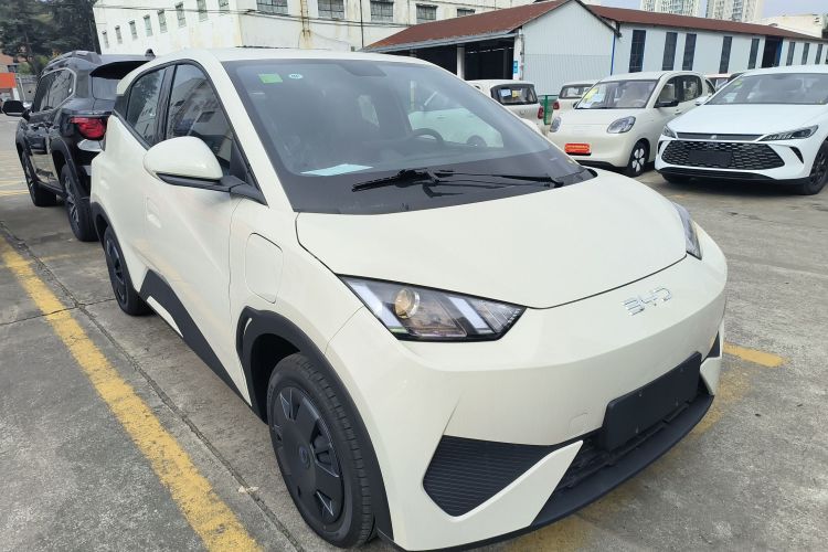 比亚迪 海鸥 2025款 智驾版 305km 活力版车身外观3