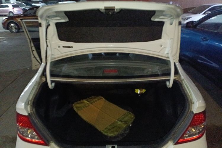 比亚迪F3 2020款 1.5L 手动经典型局部细节23