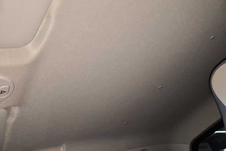 奔腾小马 2025款 222km 闪电马中控内饰22