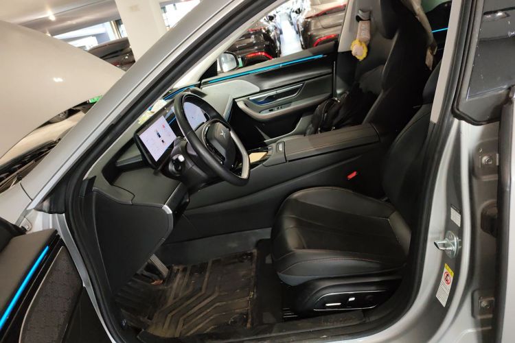 小鹏P7 2022款 480E中控内饰19