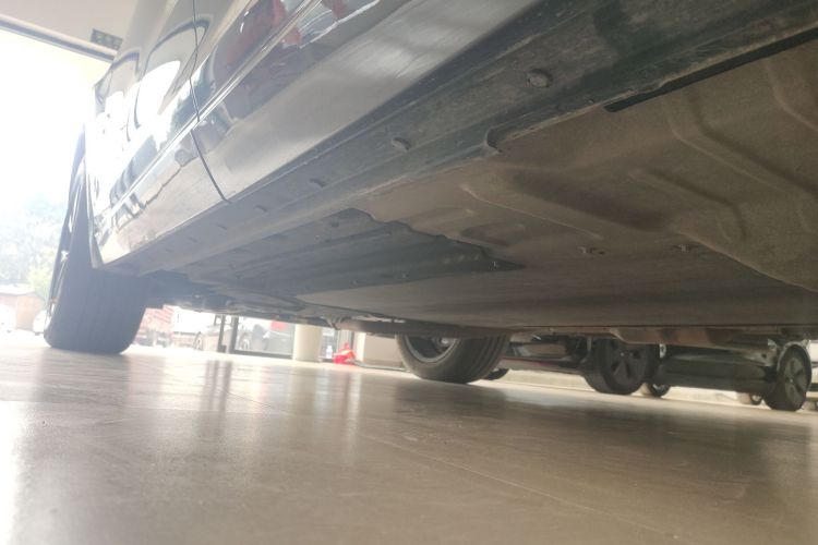 理想汽车 理想ONE 2021款 增程6座版局部细节9002