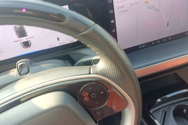 小鹏P7 2020款 670E中控内饰16
