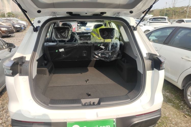 奇瑞 风云T8 2025款 1.5T 130km 舒适版5座机舱底盘23