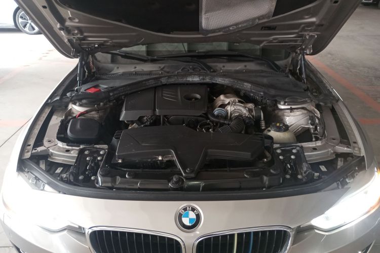 宝马3系 2015款 316Li 时尚型局部细节24