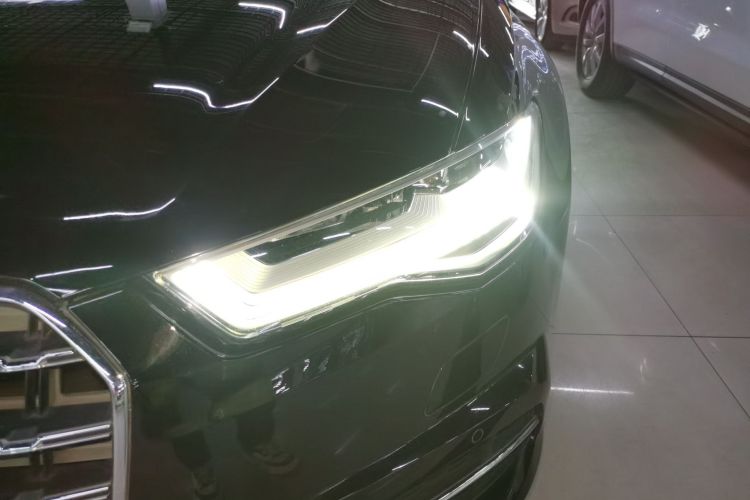 奥迪A6L 2018款 30周年年型 35 TFSI 时尚型局部细节36