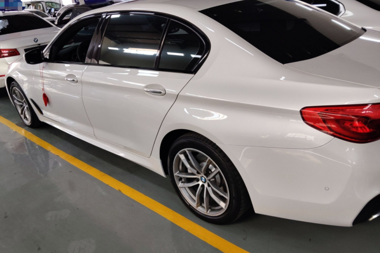 宝马5系 2018款 525Li M运动套装车身外观6003