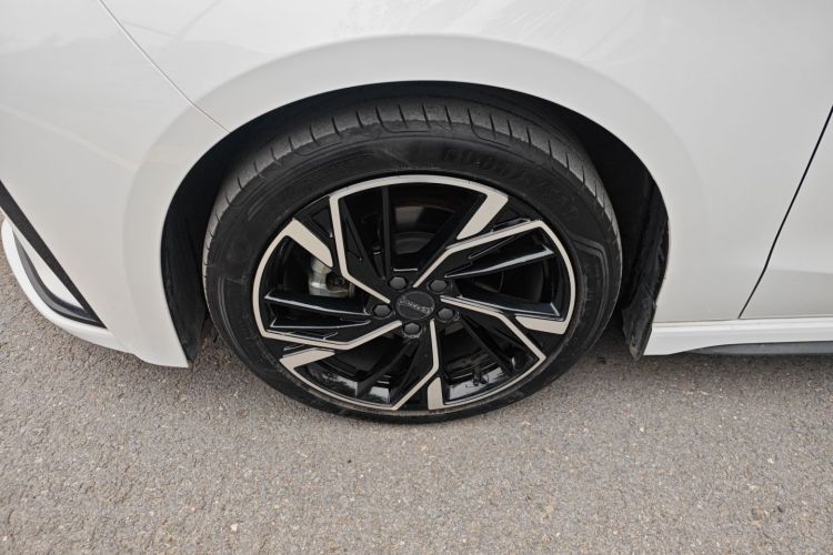 领克03 2023款 1.5TD DCT劲Pro车身外观35