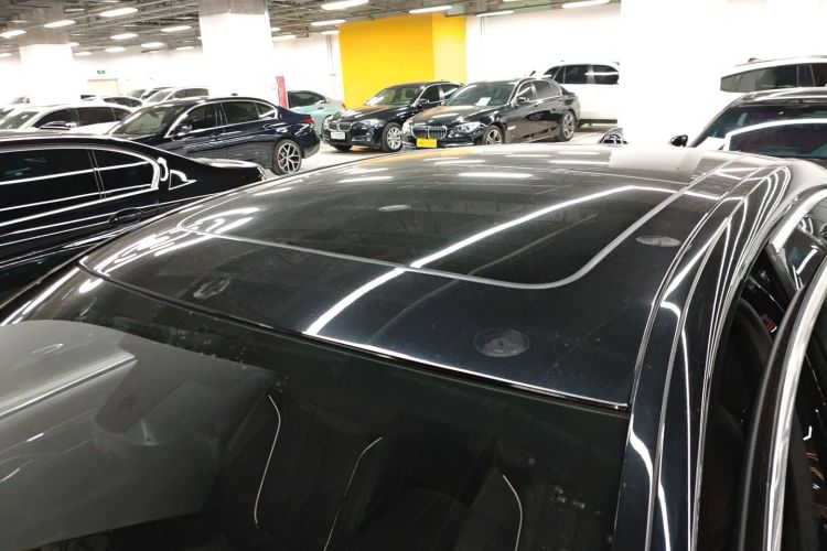 宝马7系 2018款 730Li 尊享型 M运动套装局部细节57