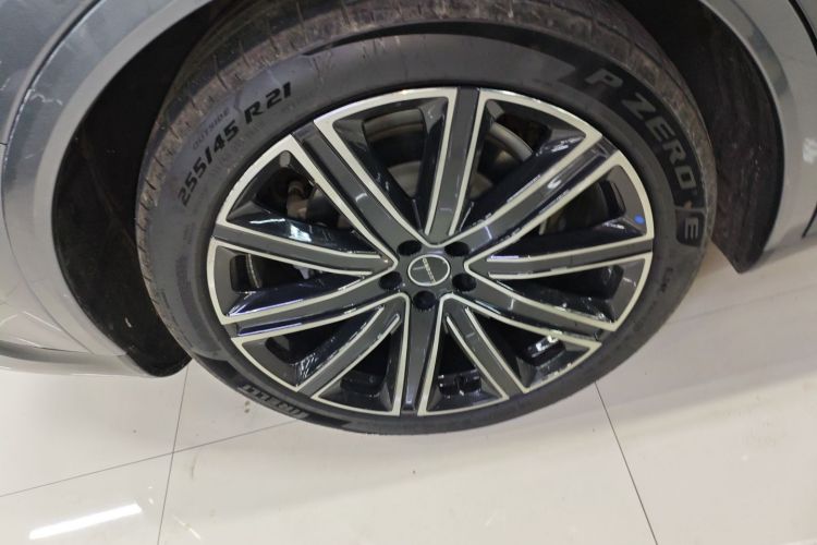 鸿蒙智行 智界R7 2024款 纯电 802km Max车身外观6008