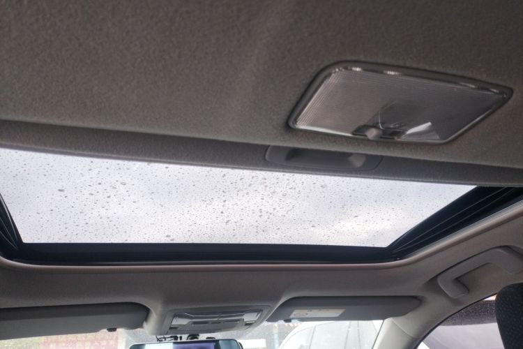 丰田 雷凌 2017款 改款 185T CVT精英版 国VI局部细节22