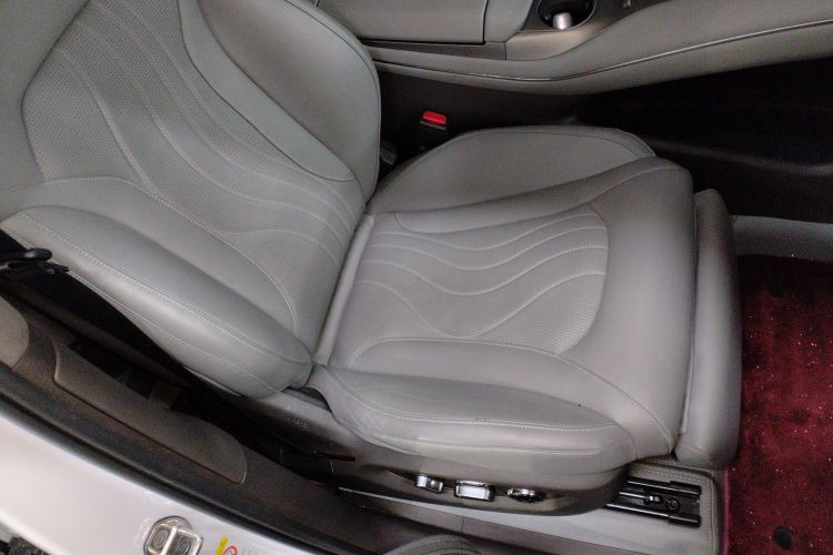 腾势N7 2023款 长续航性能版局部细节41