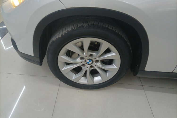 宝马X1(进口) 2012款 sDrive18i豪华型车身外观6007