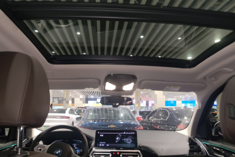 宝马iX3 2022款 领先型中控内饰22