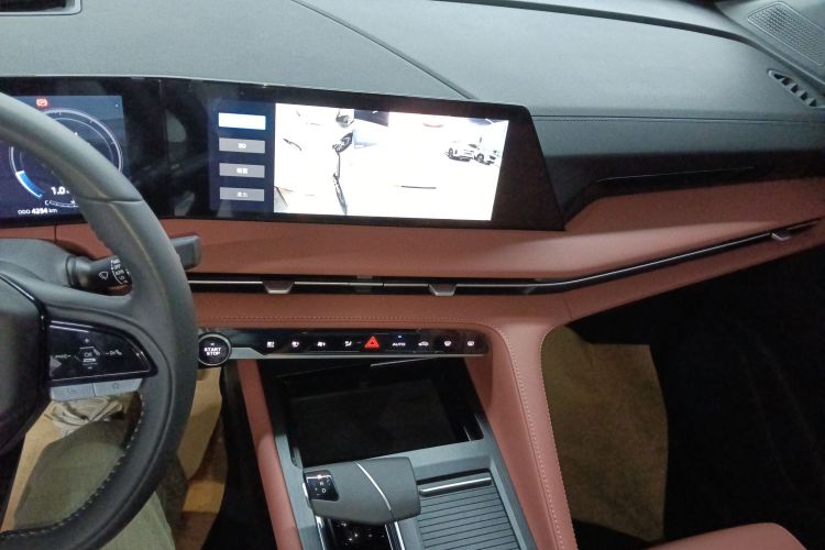 长安CS75 PLUS 2024款 第三代 冠军版 2.0T 智驾劲擎型中控内饰16