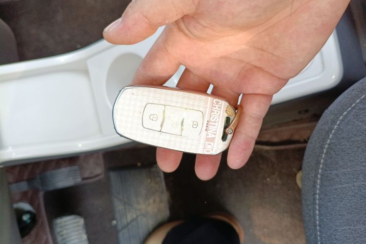 吉利银河 2023款 熊猫mini 200km 耐力熊中控内饰11