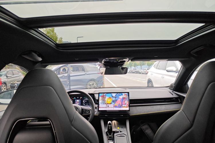 领克03 2023款 1.5TD DCT劲Pro中控内饰22