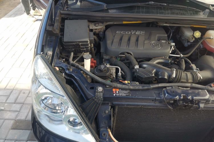 别克GL8 2014款 2.4L 行政版局部细节9006