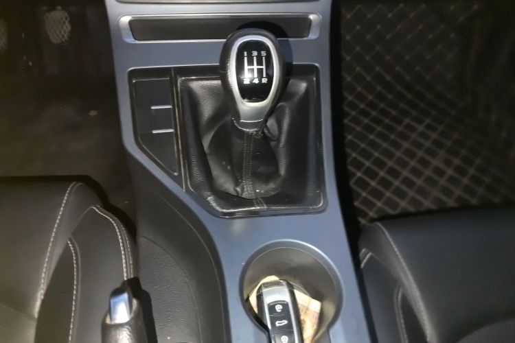 吉利汽车 帝豪 2018款 1.5L 手动向上互联版局部细节18