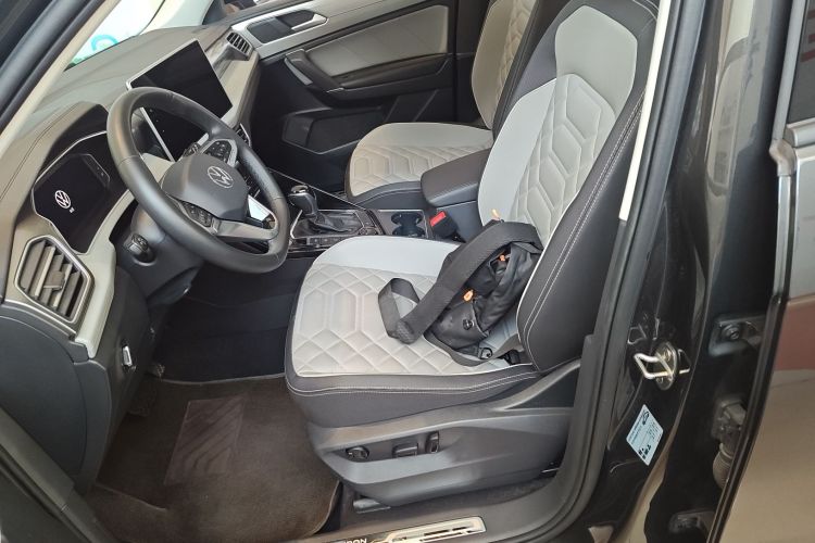 大众 探岳 2023款 改款 380TSI 四驱R-Line高能版中控内饰19