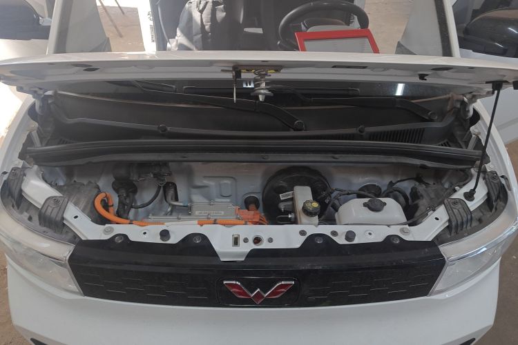 五菱汽车 宏光MINIEV 2022款 轻松款 磷酸铁锂机舱底盘24