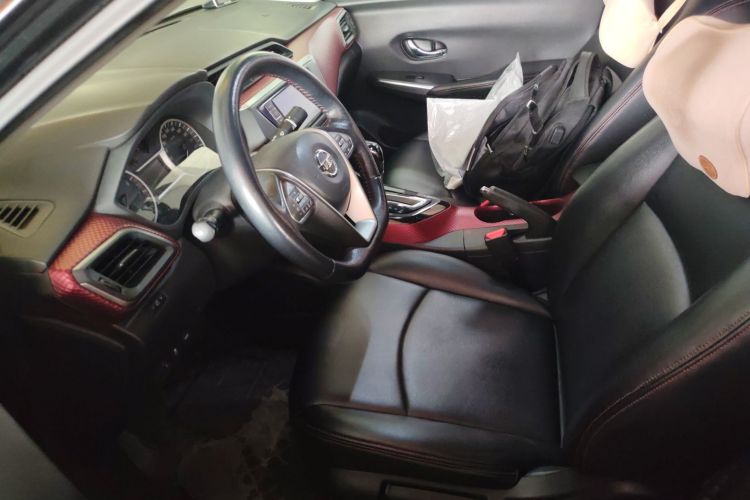 日产 蓝鸟 2016款 1.6L CVT智酷版中控内饰19