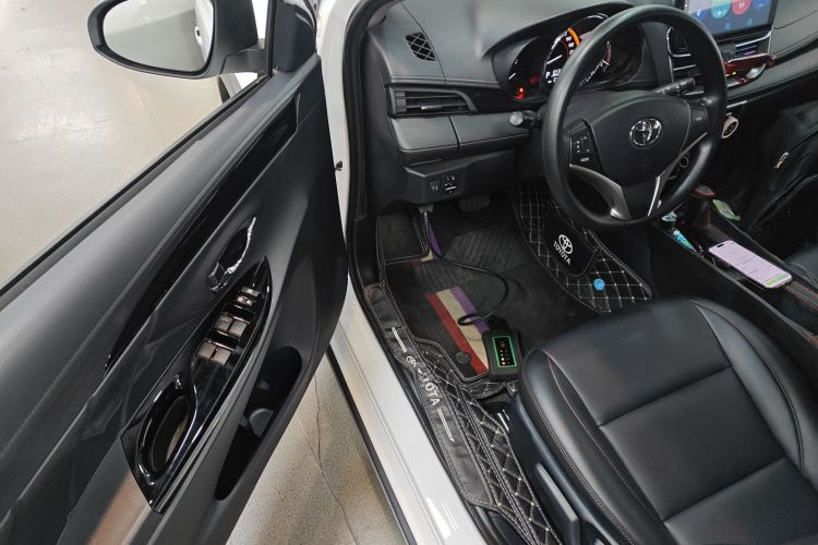 丰田 YARiS L 致炫 2022款 致炫X 1.5L CVT豪华PLUS版中控内饰7003