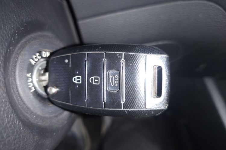 起亚K3 2016款 1.6L 手动GLS中控内饰7001