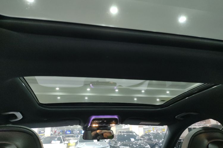 奔驰C级 2024款 改款 C 260 L 运动版局部细节22