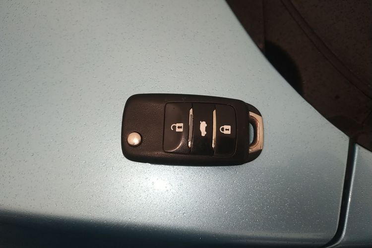 长安欧尚 奔奔E-Star 2021款 国民版 心悦版 磷酸铁锂（31.86kWh）中控内饰7001