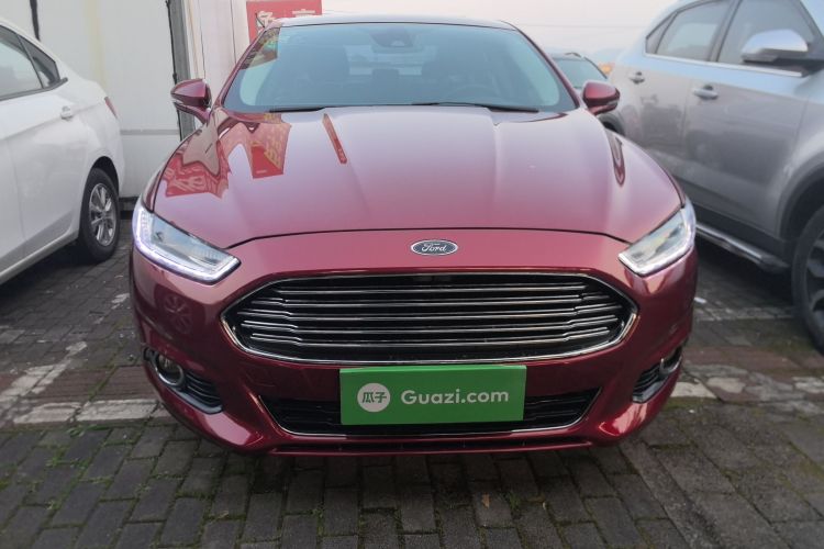 福特 蒙迪欧 2013款 2.0L GTDi200时尚型车身外观2