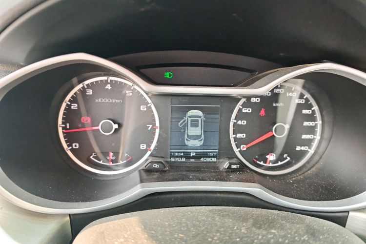 吉利汽车 博越 2018款 1.8TD 自动两驱智联型4G互联版中控内饰14