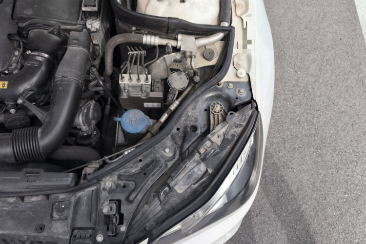 奔驰E级 2015款 改款 E 260 L 运动型局部细节9007