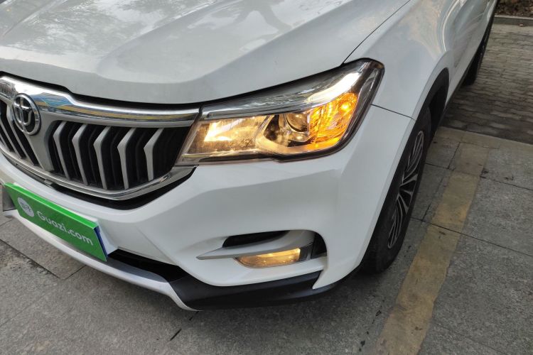 中华V6 2018款 1.5T 自动豪华型局部细节36