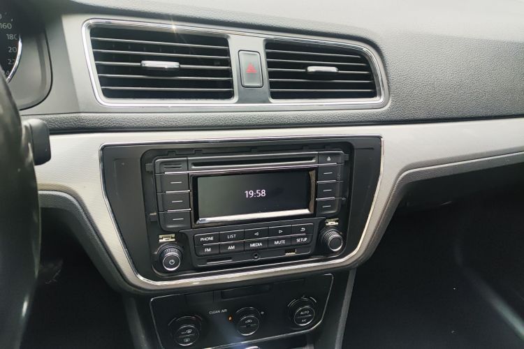 大众 朗逸 2017款 230TSI DSG舒适版局部细节16