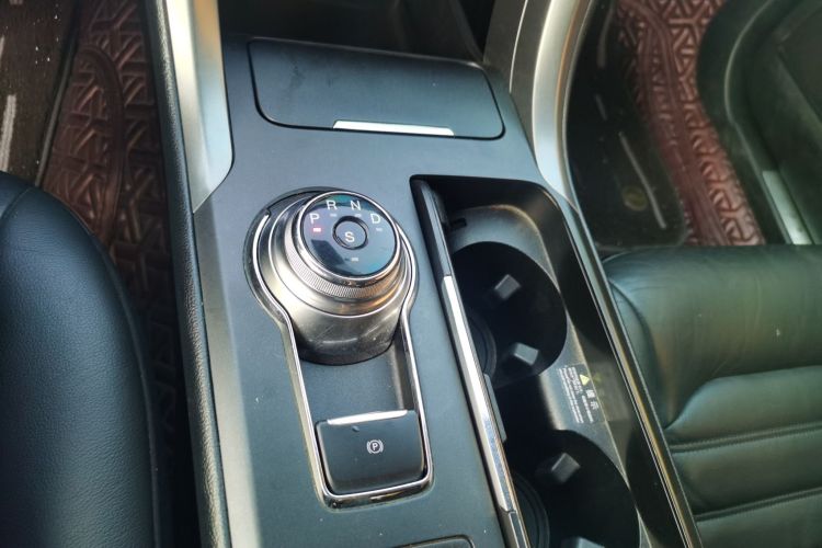 福特 蒙迪欧 2017款 EcoBoost 200 时尚型中控内饰18