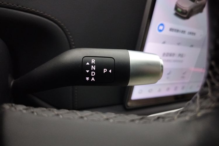 理想汽车 理想L6 2024款 Pro中控内饰18