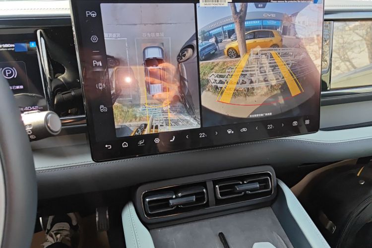 方程豹 豹5 2025款 天神智驾Ultra版中控内饰16